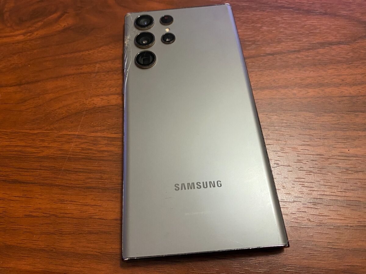 Samsung Galaxy S22 Ultra 5G SM-S908U1 - Factory Unlocked Samsung Galaxy S22 Ultra 5G SM-S908U1 - Factory Unlocked