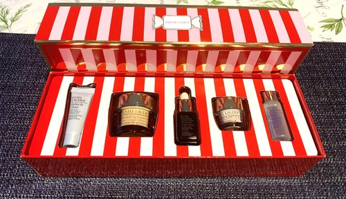 5 piezas Holiday In-box Estée Lauder. Juego firme, elevador e hidratado para jóvenes - Imagen 4 de 12