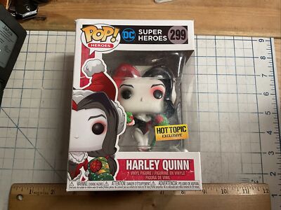 Funko Pop Heroes: DC Super Heroes - Harley Quinn #299 Hot Topic Exclusive
