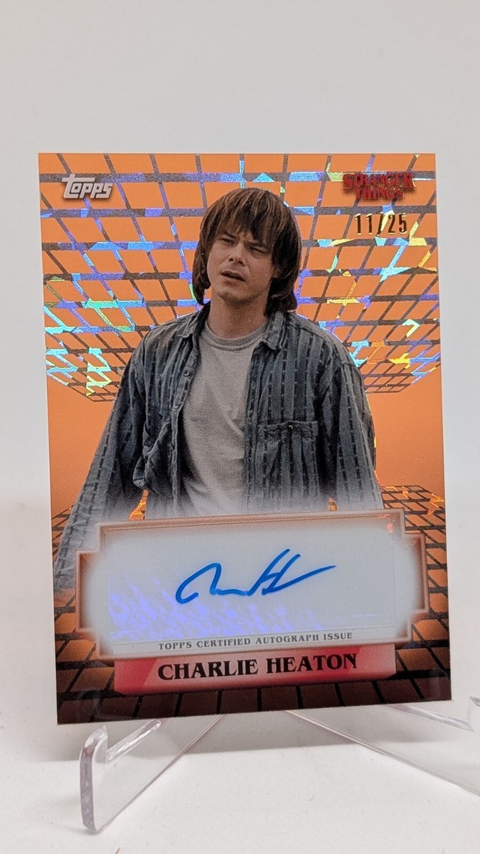 【世界75枚限定】 STRANGER THINGS JONATHAN 衣装カード 2024 Topps Stranger Things High Tek Charlie Heaton as Jonathan