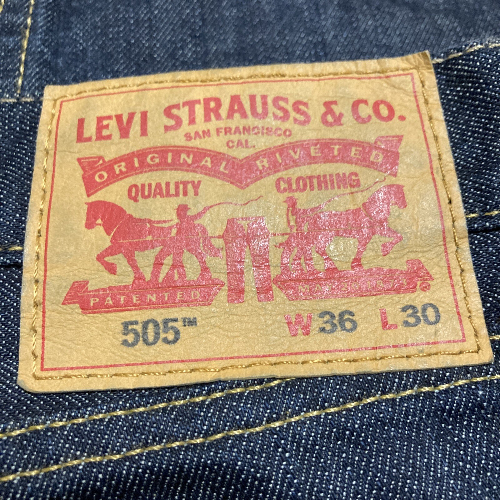 Levis 36 X 30 505 Straight Fit Dark Stonewash Denim Gem Levis 36 X 30 505 Straight Fit Dark Stonewash Denim Gem