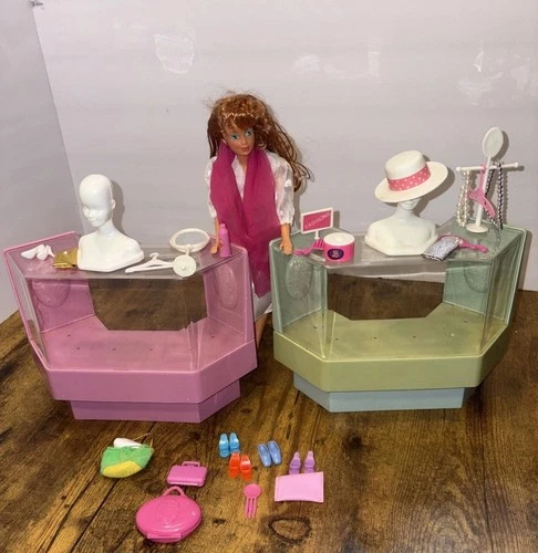 VTG 1982 Mattel BARBIE Fashion Department DREAM STORE PLAYSET w/ Box & Barbie