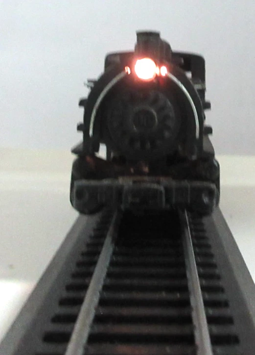 HO Scale Santa Fe 0-4-0 Tank Switcher Steam Powered Locomotive - Image 3 of 4