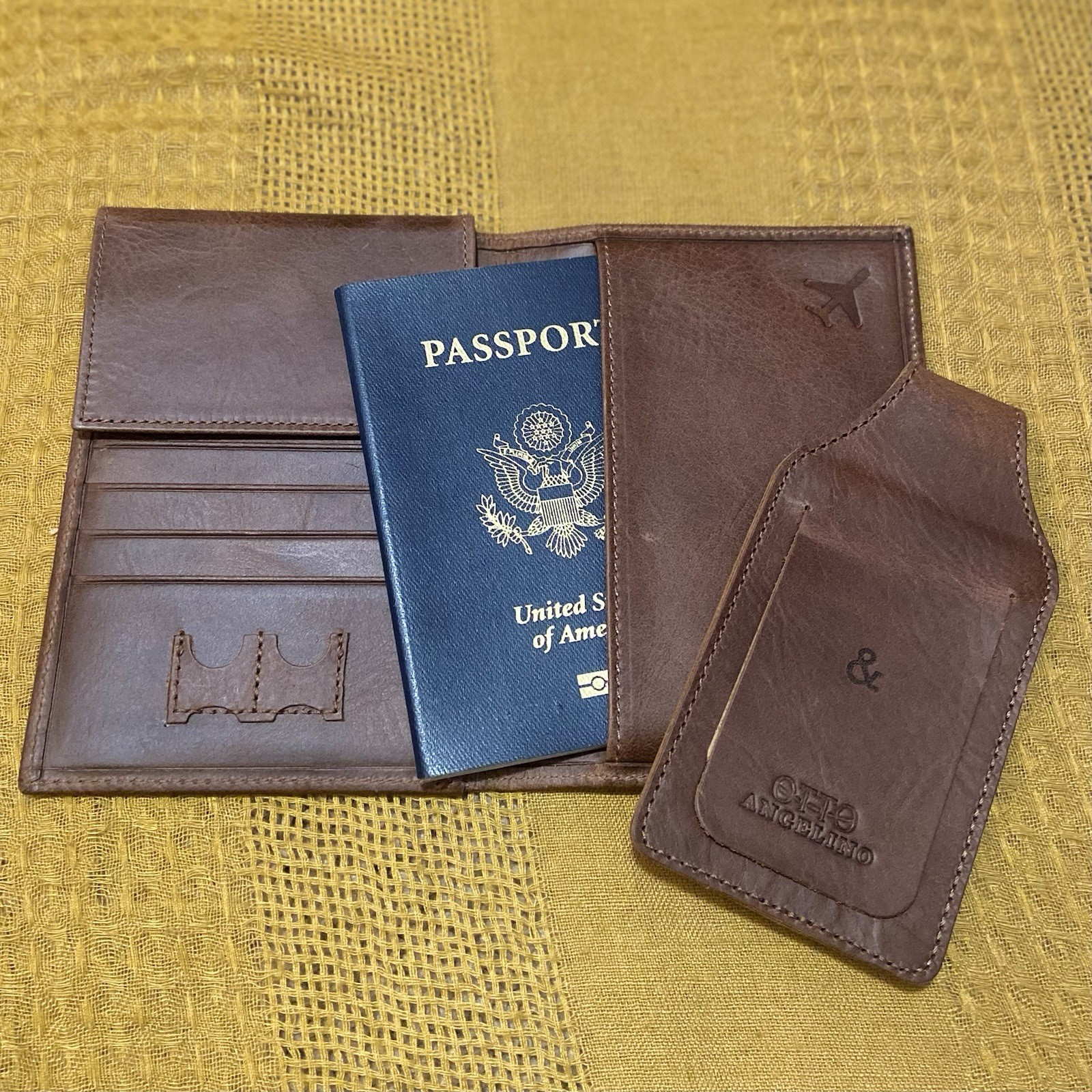 Tag W Sim Card Holder (ampersand &)