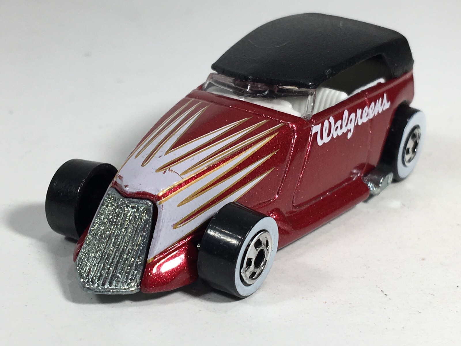 Hot Wheels 2001 Phaeton Metalflake Red & White Walgreens Exclusive Malaysia