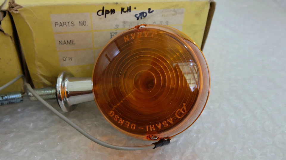 2 Pc Kawasaki 100 G7 KH100 KH90 G7S G7T Winker Turn Signal NOS Genuine Japan - Image 3 of 4