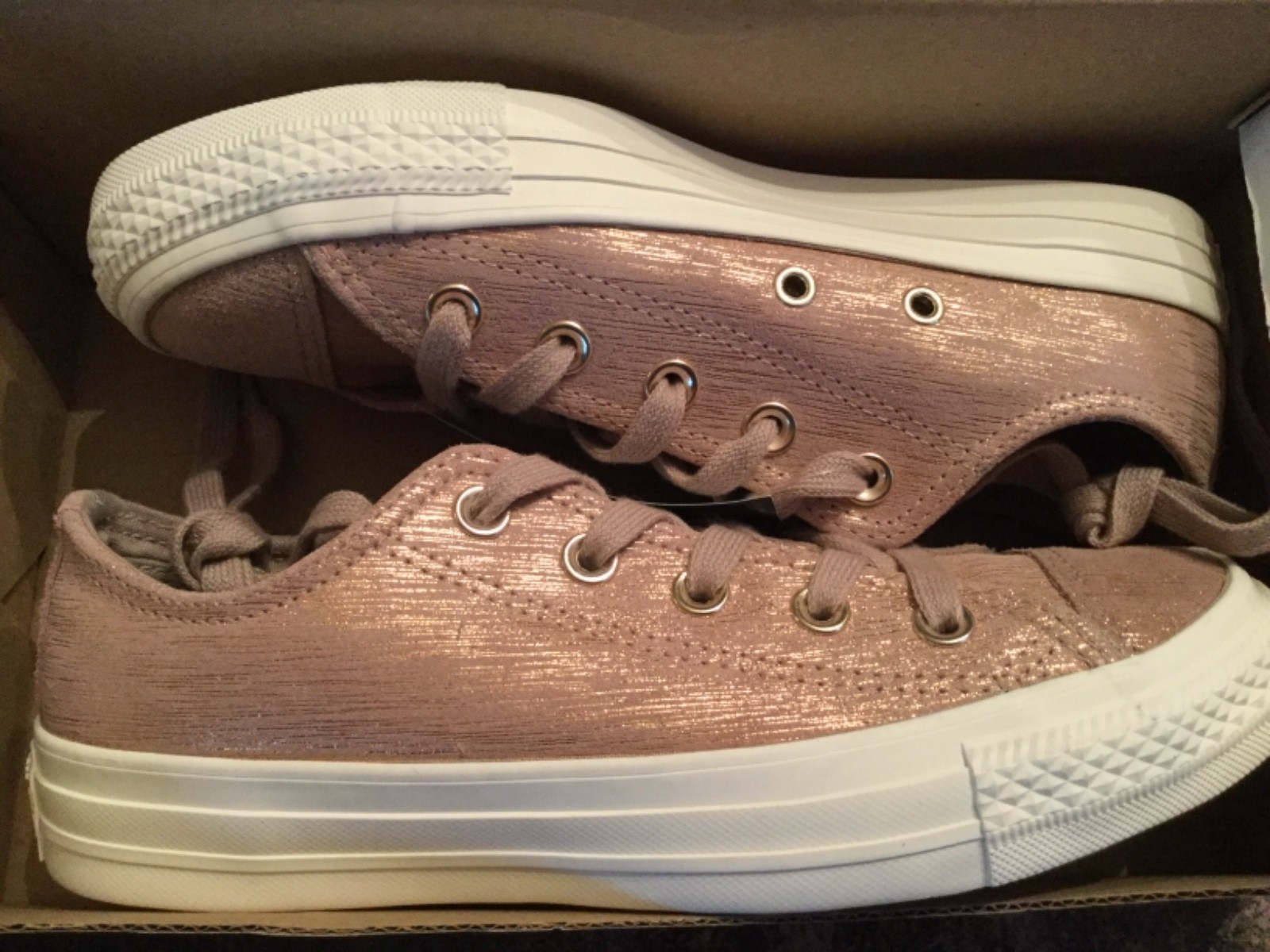 converse taupe
