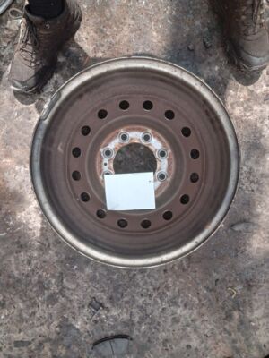 Used Wheel fits: 2017 Nissan Nv 1500 17x7-1/2 painted standard steel 16 hole Gra