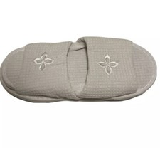 Womens Slippers White Size 11 Slides Style