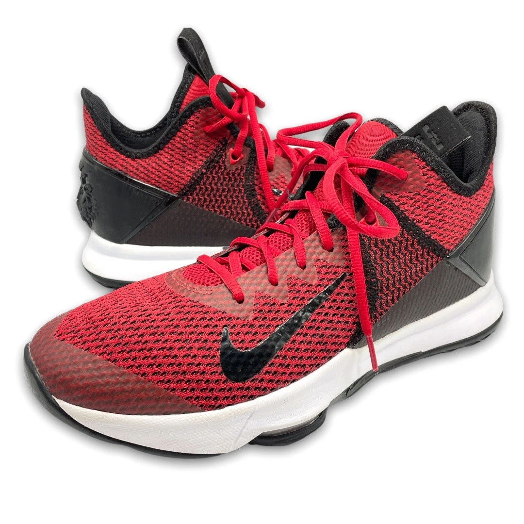 Nike lebron deals mid