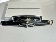 1950 Pontiac Hood Emblem 513676 1950 Pontiac Hood Emblem 513676