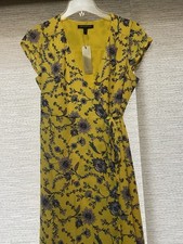 Banana Republic size 6P dress with tags, never worn