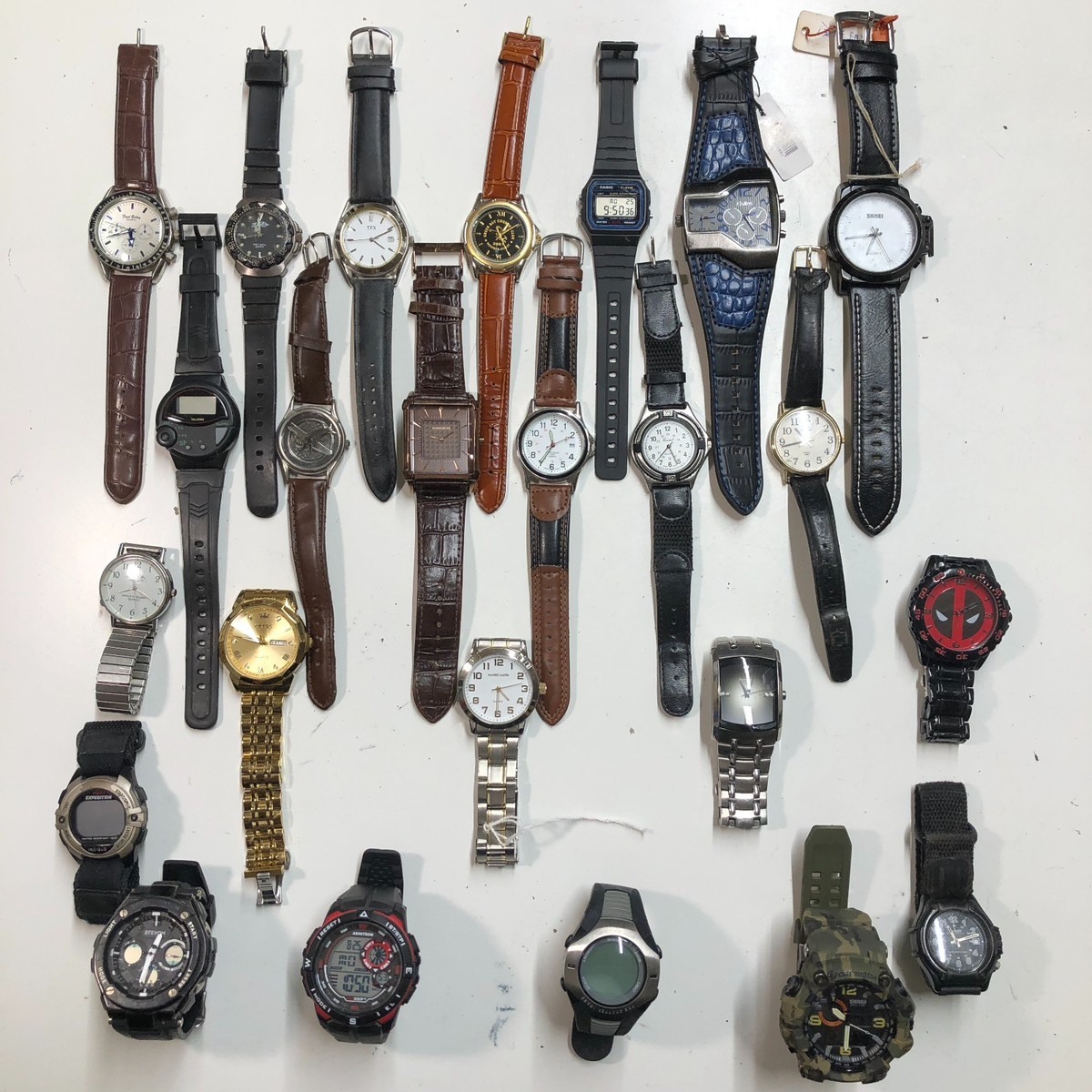 Lot Of 24 Vintage Assorted Watches For Repair Need New Batteries Untested Modern Untested Watches - Etsy main image 3