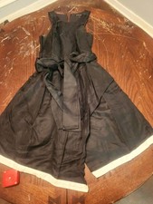 Banana Republic Size 2 Petite Dress. Black Sleevelees Belt. White Rltrim