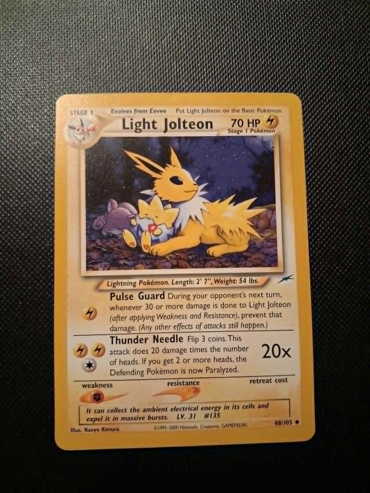 Pokemon Light Jolteon 48/105 Neo Destiny Card. Great Condition
