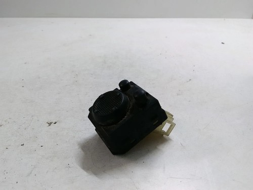 VW GOLF III 1H1 Spiegeleinstellschalter 1H0959565 1.90 Diesel 66kw 28410287