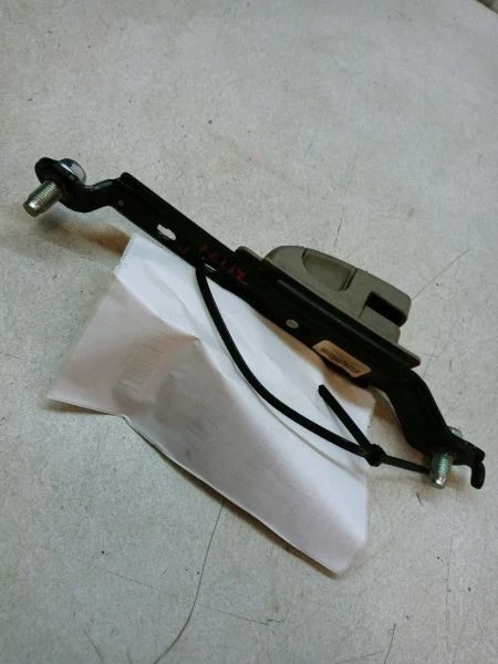 Nissan Titan Armada 2007 ajustador de cinturón de seguridad de pasajero OEM Foto 3 de 4