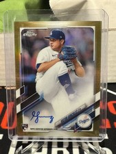 Victor Gonzalez 2021 Topps Chrome Rookie Auto Gold Refractor /50 NY Yankees