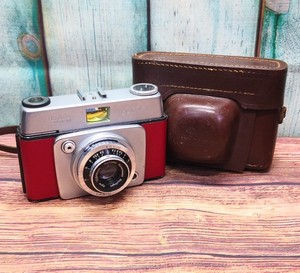 Serviced 1950s Maroon Ilford Sportsman Mk3 35mm Film Camera - 45mm f2.8 Lens