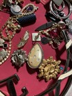 Lot Of Broken Jewerly And Single Earrings  — photo 3
