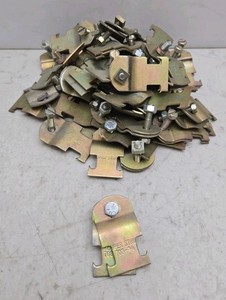 39 Pk Thomas & Betts Superstrut 703-3/4 Strut Channel 3/4" EMT IMC Conduit Clamp