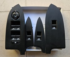 Alfa Romeo Giulietta AR940 2010 2020 quattro pannelli portiere comandi alzavetri