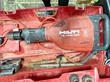 Hilti TE 1000-AVR 120V Corded Demolition Hammer with Bits, Case Tested Working