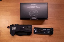 Excellent - FUJIFILM VG-XH Vertical Grip For X-H2 and X-H2S
