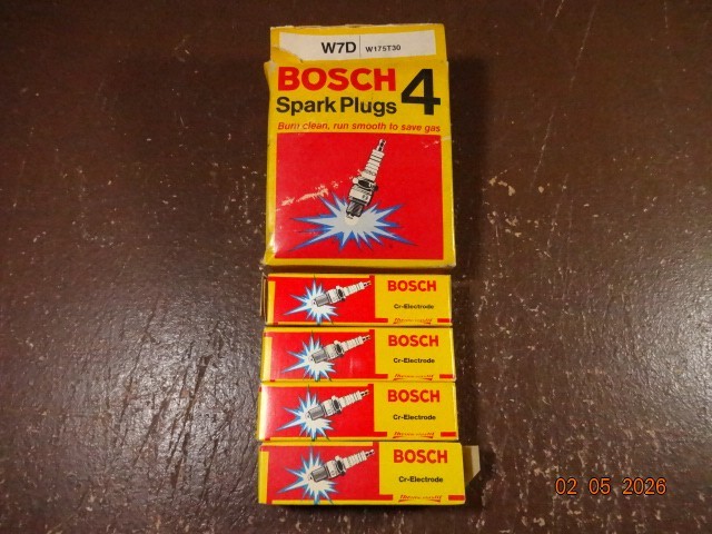 vintage bosch w7d spark plug set