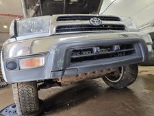 Front Bumper SR5 Flares With Fog Lamps Chrome Fits 99-02 4 RUNNER 640636