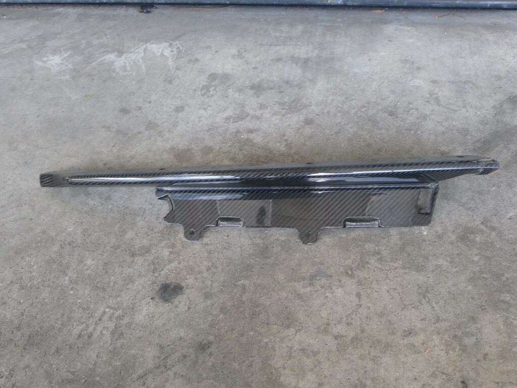 2009-2012 Aston Martin DBS V12 Front Carbon Splitter Right RH 8D33-17B968-AC OEM