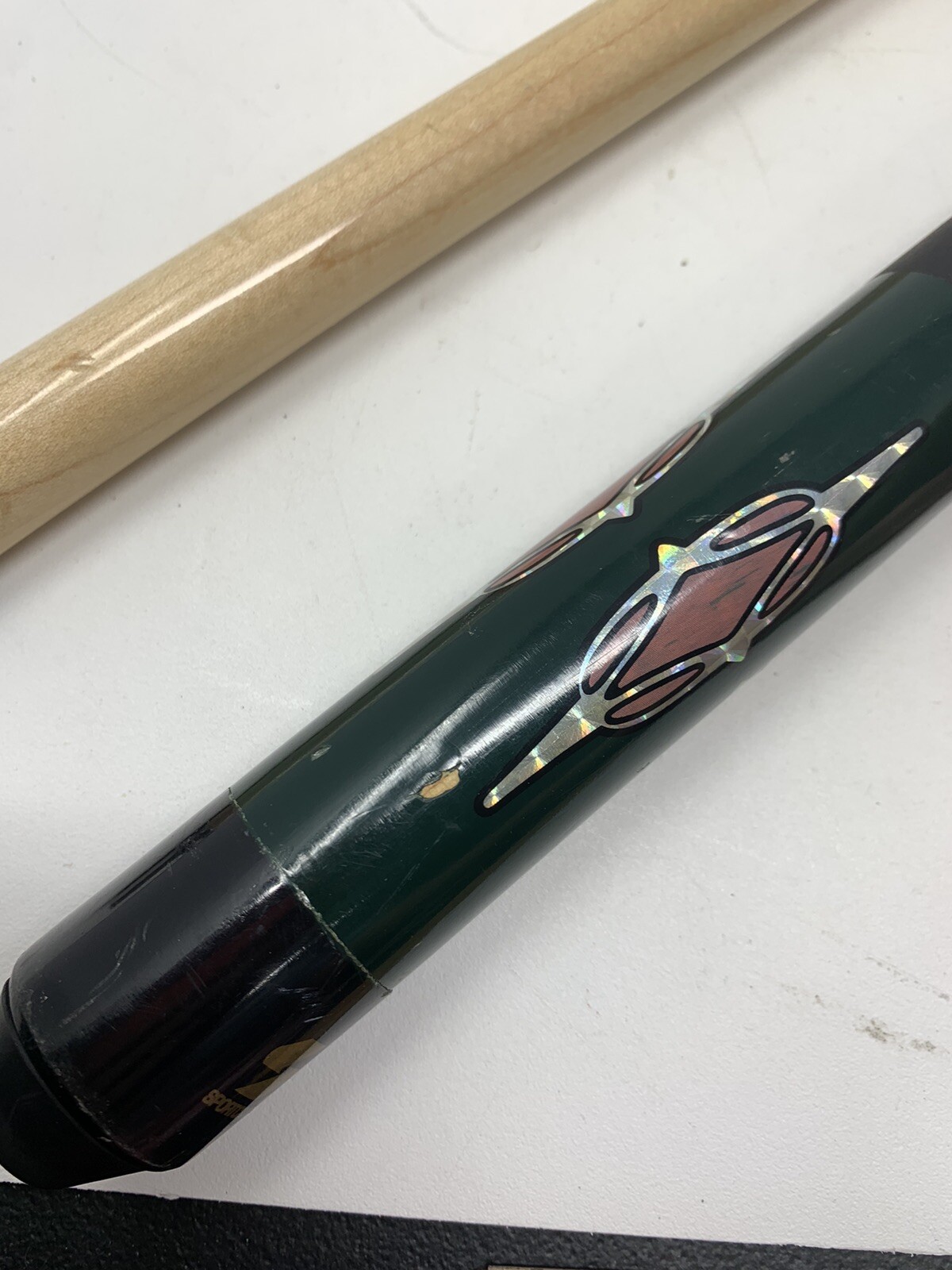 SportCraft 57" TwoPiece Wood Pool Cue 20oz. Green with Tribal Designs