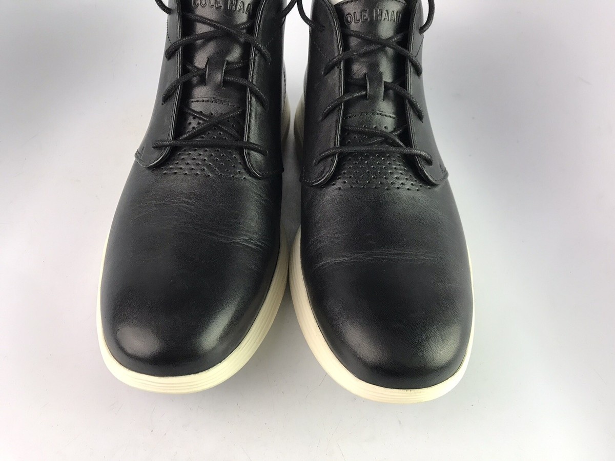 Cole Haan Men display picture 1