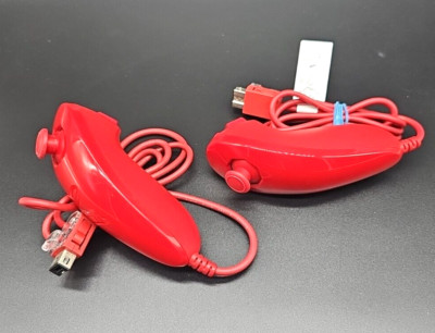 2X Original Nintendo Wii /Wii U Nunchuck Controller in ROT  - gut erhalten  #2