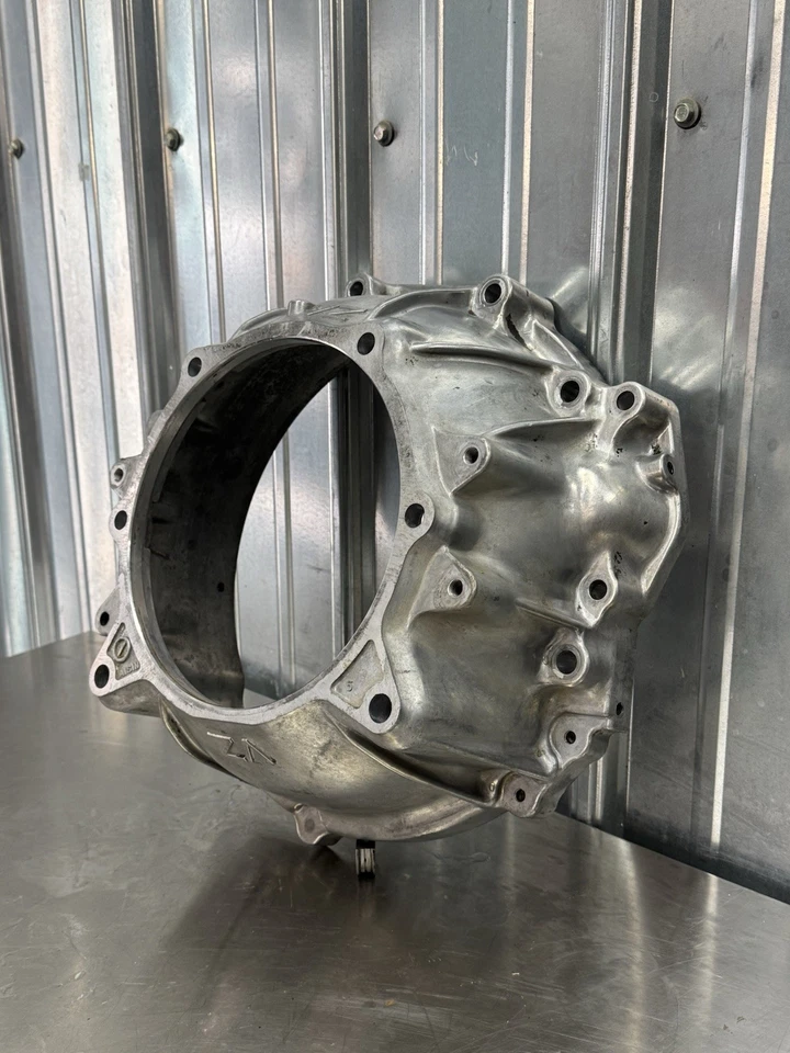 TOYOTA BELLHOUSING - 3.4l 5VZ AUTOMATIC A340F 4X4 (96-04 TACOMA / 96-02 4RUNNER) - Image 4 of 4