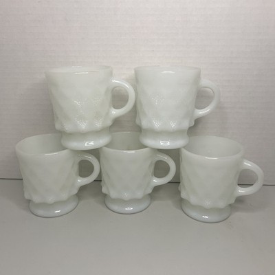 Vintage White Milk Glass Coffee Mug Cup Diamond Point Quilted Pattern Footed X5