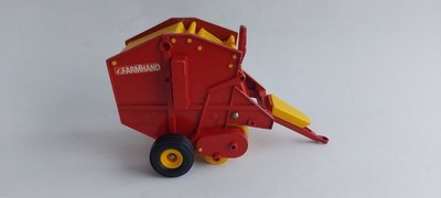 Britains Farm 1:32 - FARMHAND Rundballenpresse in rot  / 1981