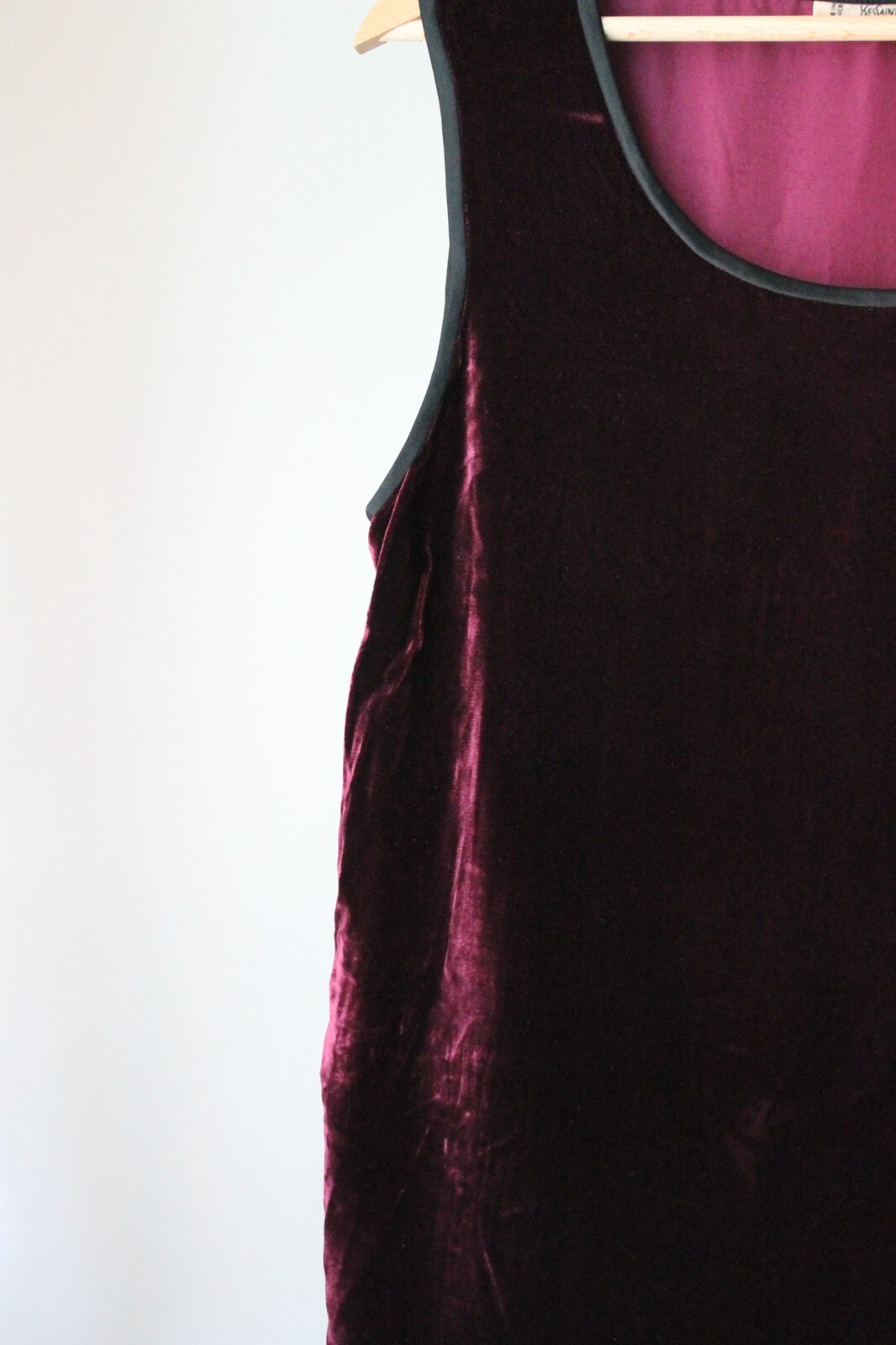 Yves Saint Laurent Rive Gauche top sans manche velours violet