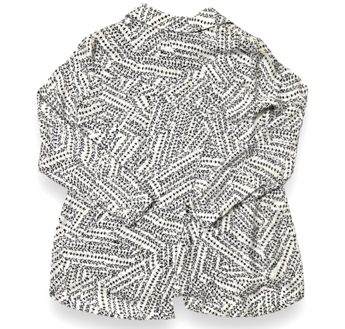 Cabi Split Back Button Up Blouse Size Small - image 4