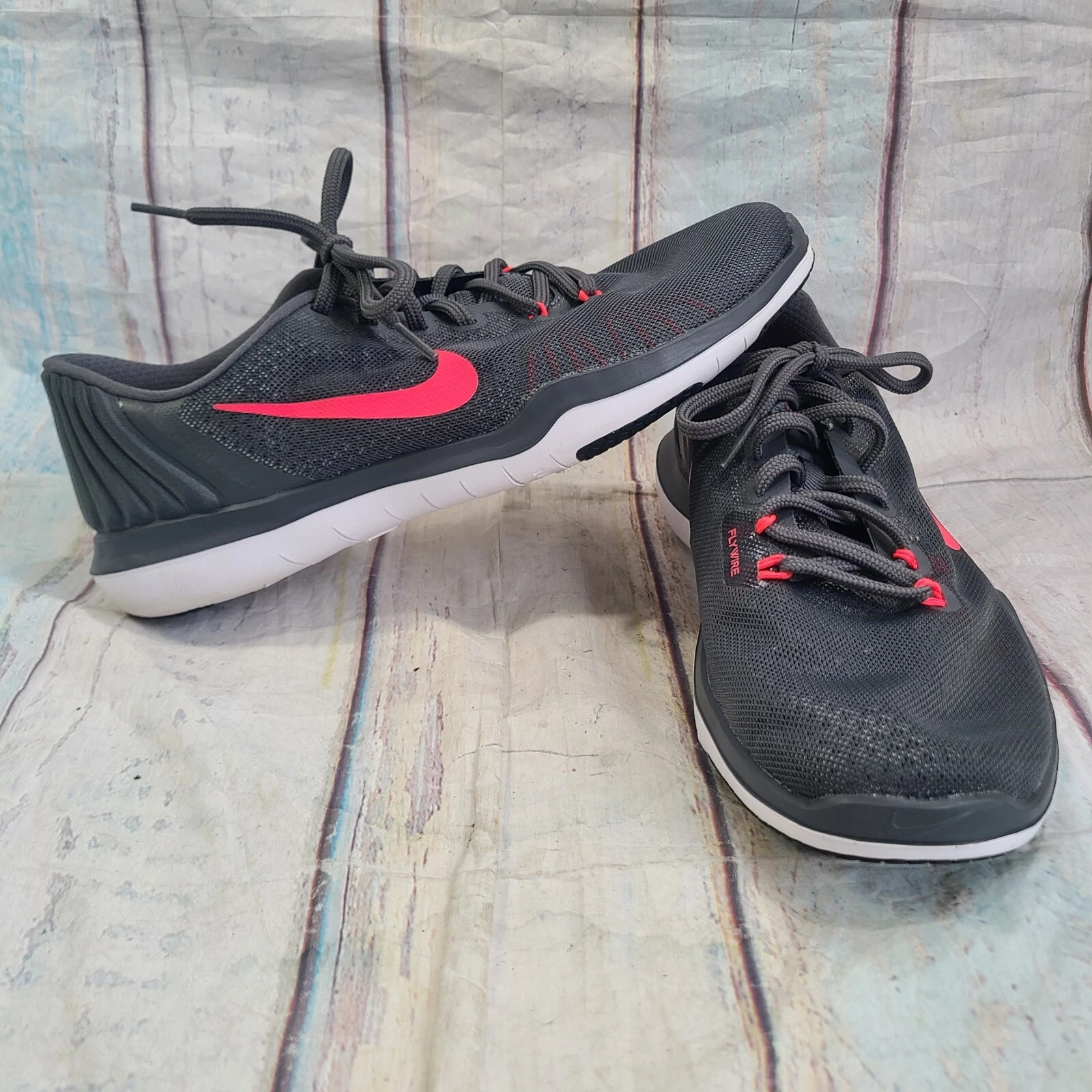 Chaussures de course d'entraînement Nike Flex Supreme TR 5 pour femme gris rose 852467 003 pointure 11
