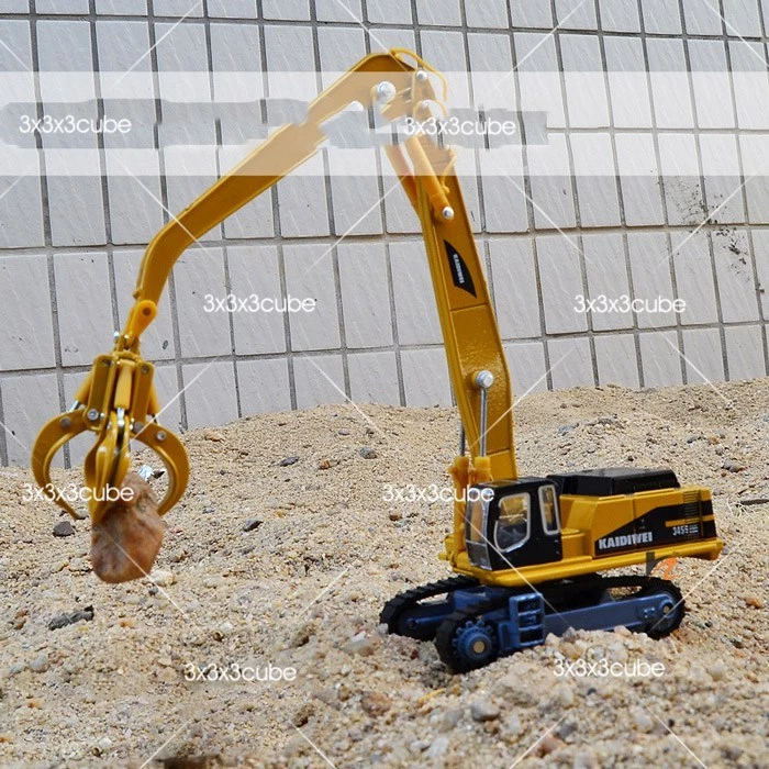 1:87 Grab & Magnet Attachment Crane Construction Equipment Diecast Model Truck - Image 4 of 4