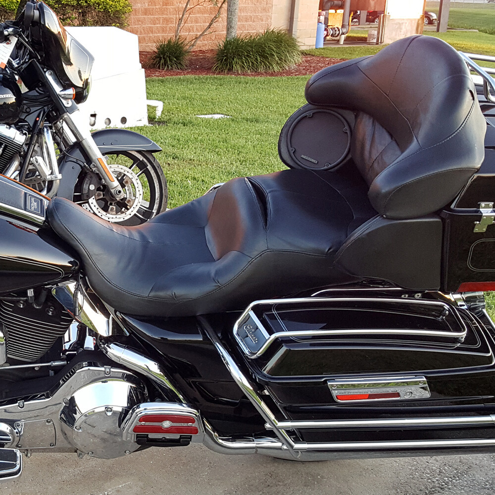 Mustang 79112 Recessed Passenger Seat for Harley FL Touring '97-'07 | Accessories International