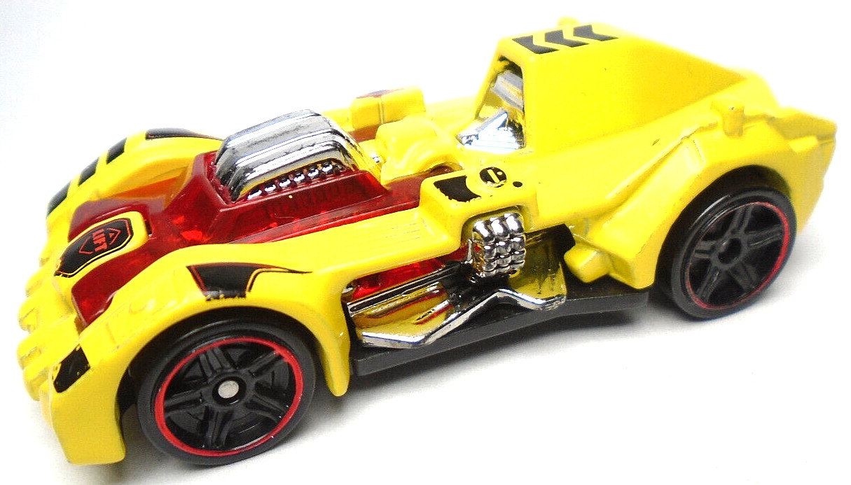 2016 HOT WHEELS TURBOT YELLOW 1:64 DIECAST 2 3/4" CAR WITH RED & BLACK