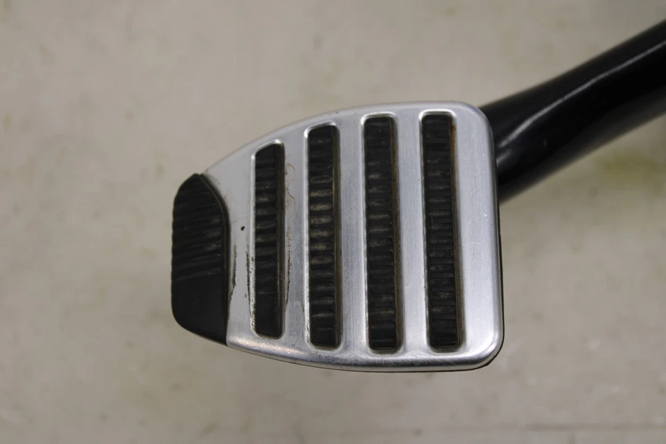 2010-2020 Nissan 370z M/T Brake Pedal OEM JS104 - Image 2 of 4