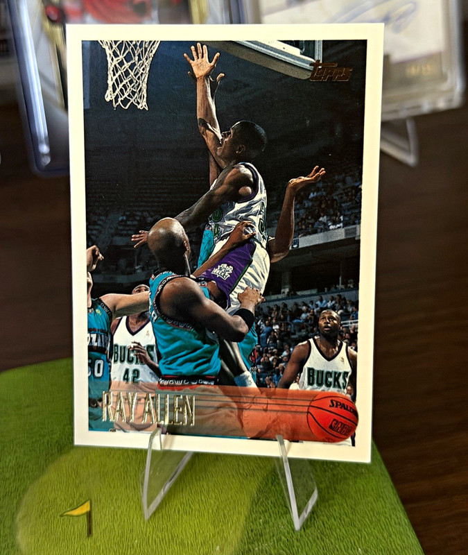 Topps 1996-97 Ray Allen Milwaukee Bucks #217 NBA Basketball Trading Card