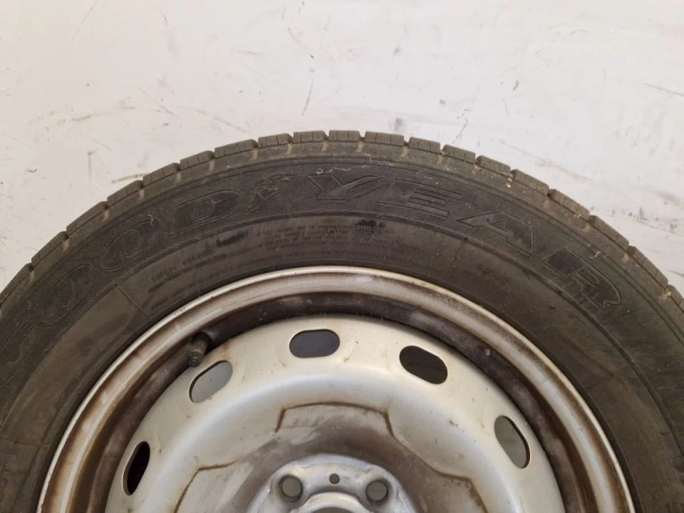 Komplettrad Winterreifen 205/65R16 107T/6Jx16 H2 ET50 LK5x14,3 Trafic III 3 - Bild 2 von 4