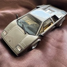 Lamborghini Countach LP5000 Quattrovalvole 1/43