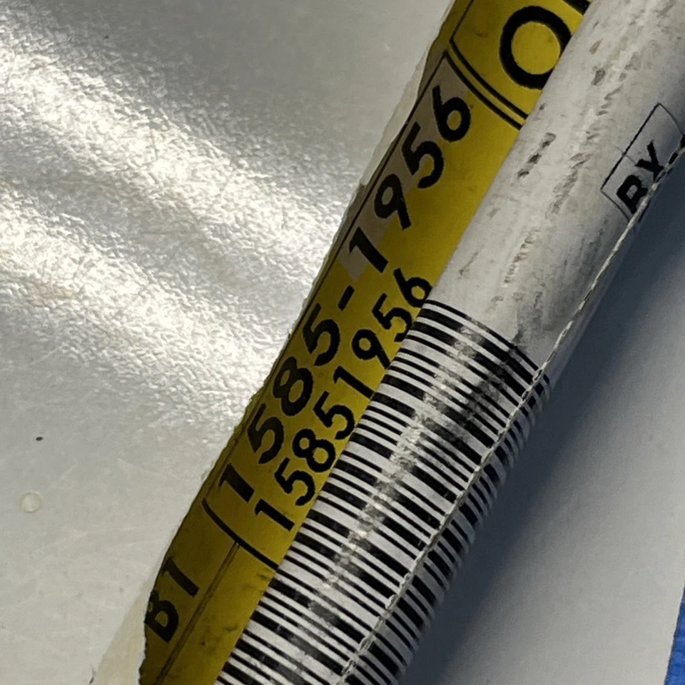 Barra estabilizadora delantera genuina OEM GM enlace tracción delantera pieza de suspensión 15851956 nuevo de stock Foto 2 de 4