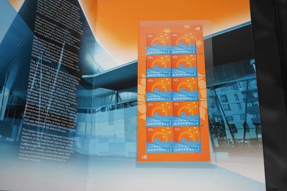 COLECCIÓN DE ESTAMPILLAS MNH AUSTRALIANAS E ISLAS COCOS PAQUETES CARPETAS Y HOJAS DE RECUERDO Foto 3 de 4