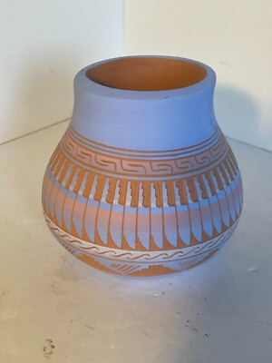 Vtg Navajo Indian Pottery Vase Signed VERA THOMPSON | eBay